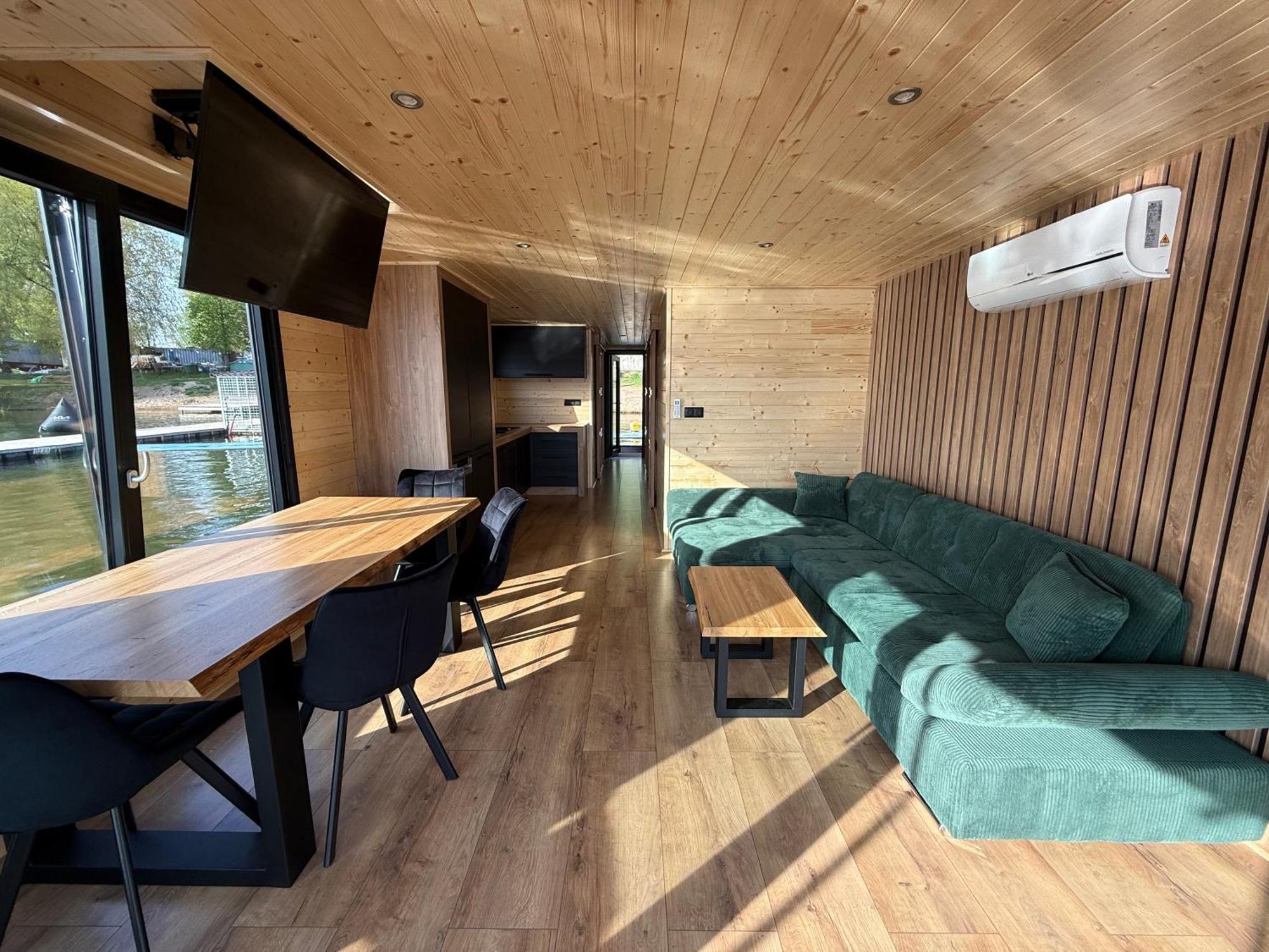 House Boat S Vyhledem Na Wake Park * Brandys nad Labem-Stara Boleslav